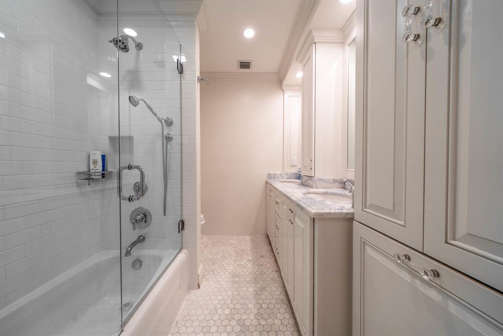 POINCIANA PARK 2ND ADD - Residential