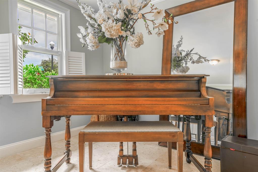 POINCIANA PARK 2ND ADD - Residential