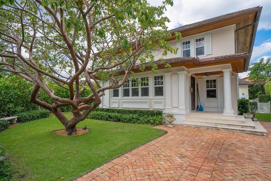 In-town British Colonial, built in 1926, and lovingly maintained through the years.  This very special home encapsulates the rich architectural inheritance from our past and is located on one of Palm Beach's most desirable streets.  Offers 5BR/2.5BA, large open living/dining area, with fireplace, great backyard, large pool, separate guest quarters (above garage), close distance to beach (private access), restaurants, lake trail and schools.  **MUST SEE VIRTUAL TOUR**
