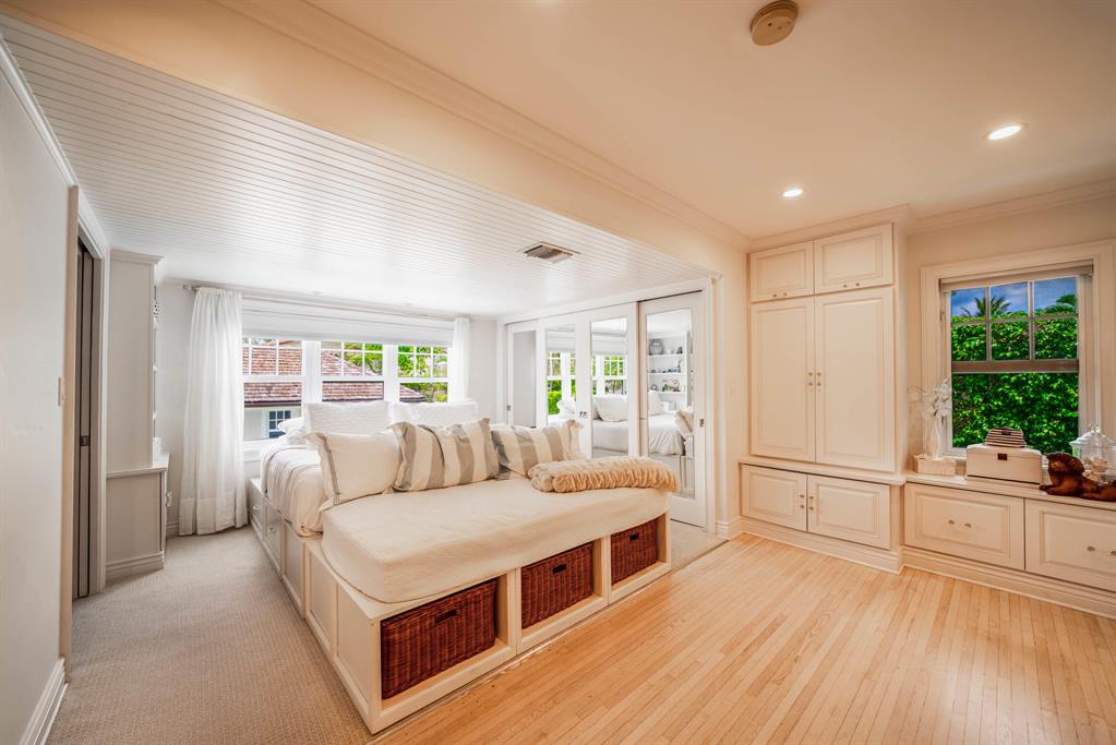 POINCIANA PARK 2ND ADD - Residential