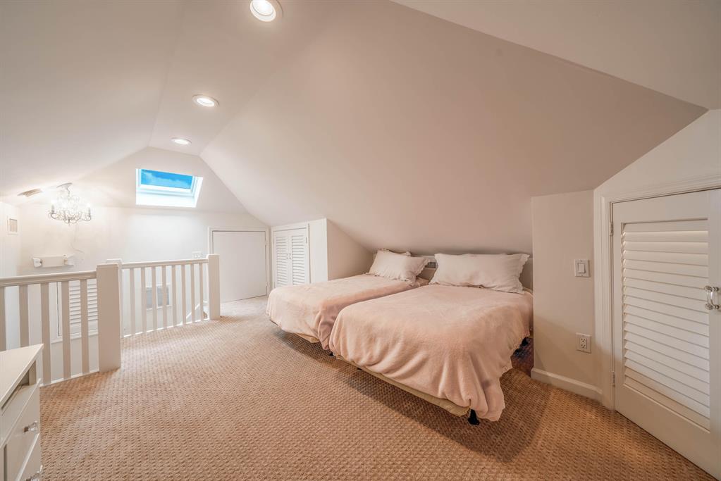 POINCIANA PARK 2ND ADD - Residential