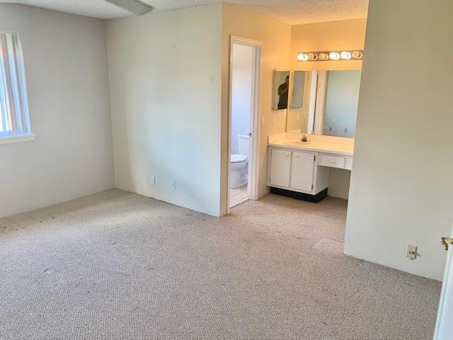 The Lakes of Deer Creek - Residential