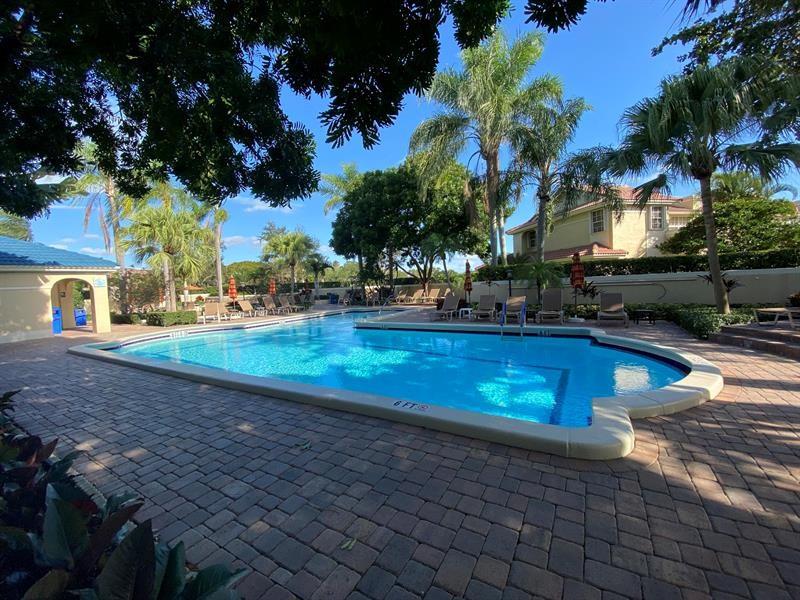 The Lakes of Deer Creek - Residential