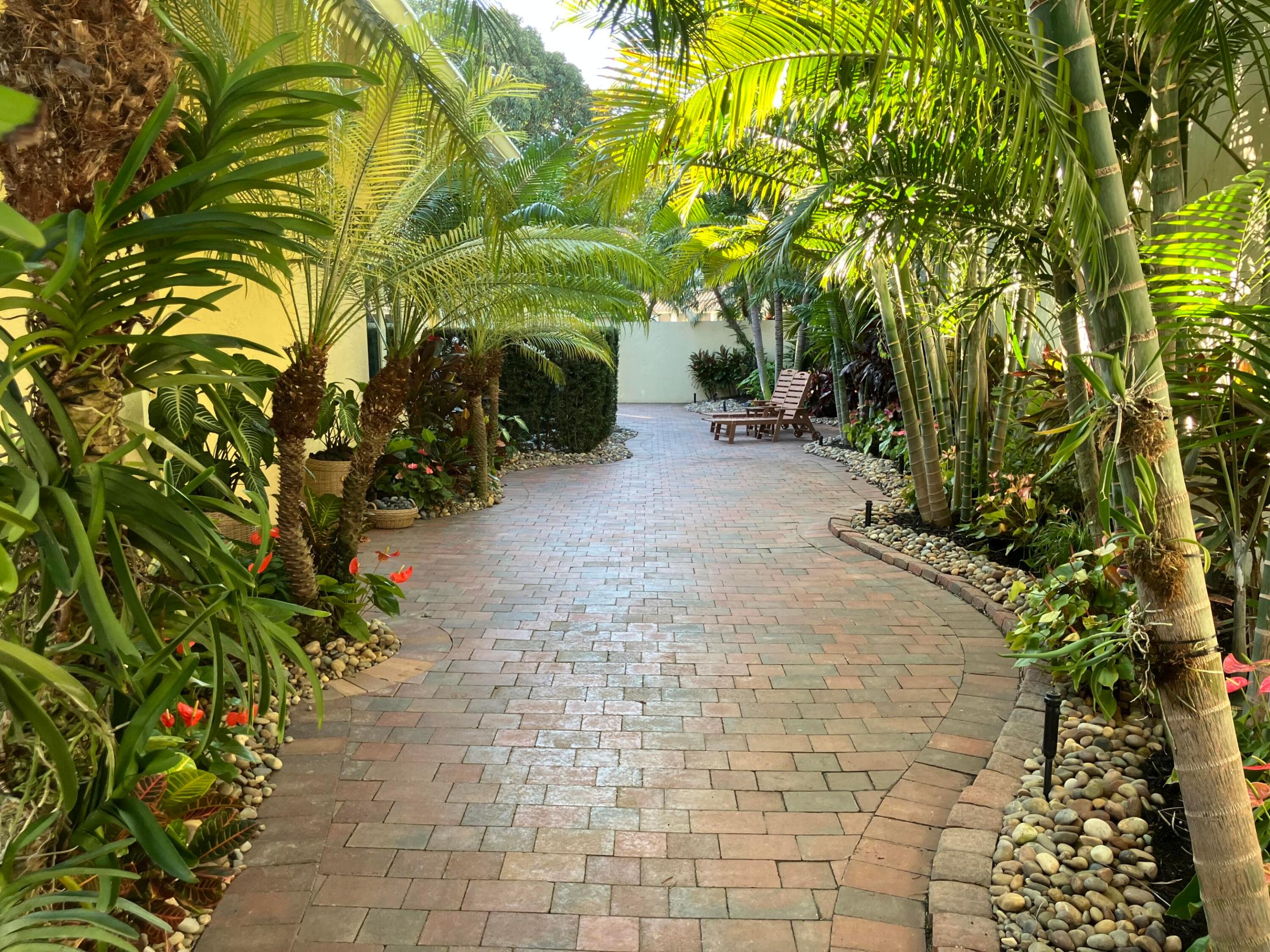 PELICAN HARBOR PH 4 - Residential Lease