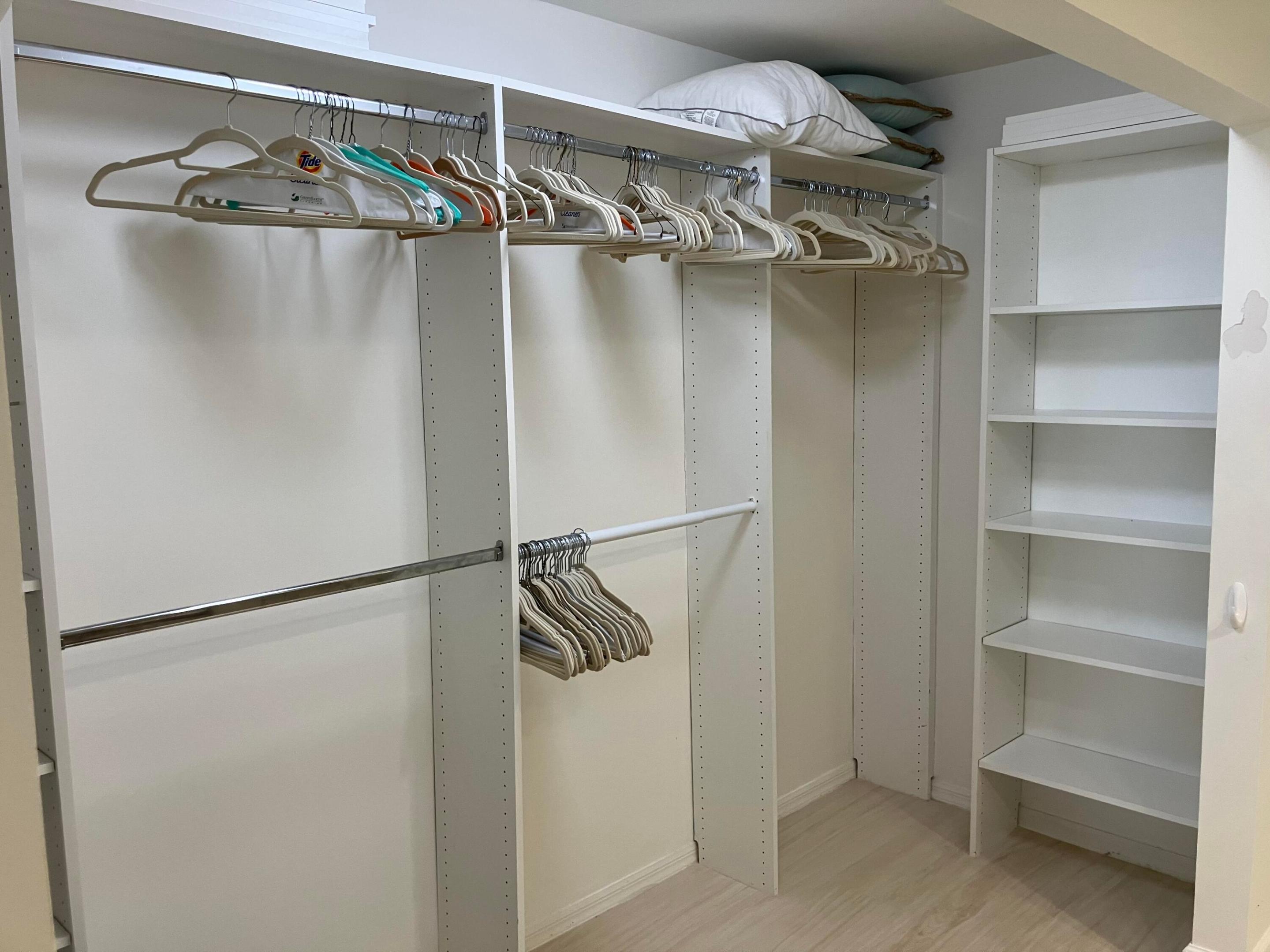 PELICAN HARBOR PH 4 - Residential Lease