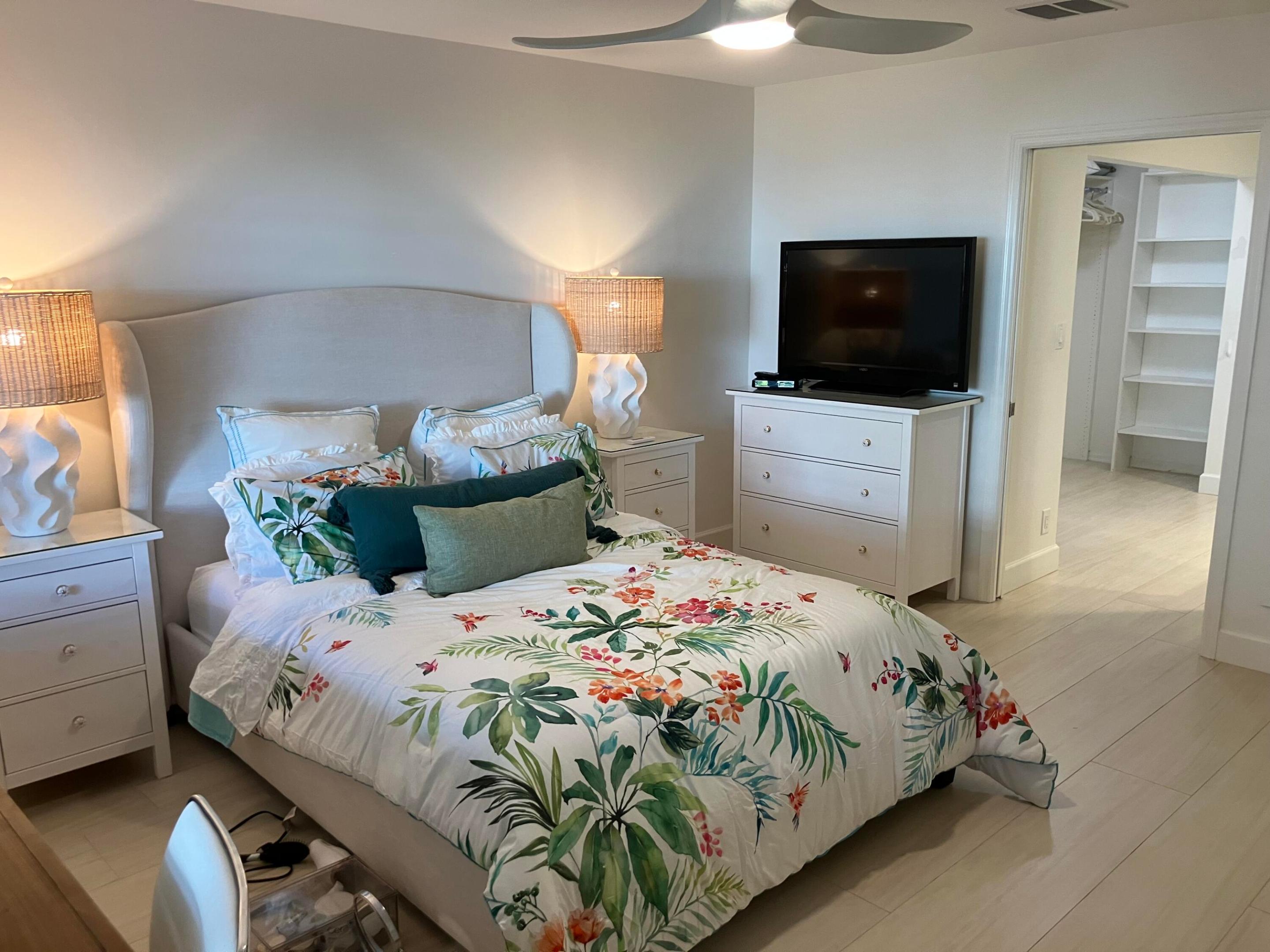 PELICAN HARBOR PH 4 - Residential Lease