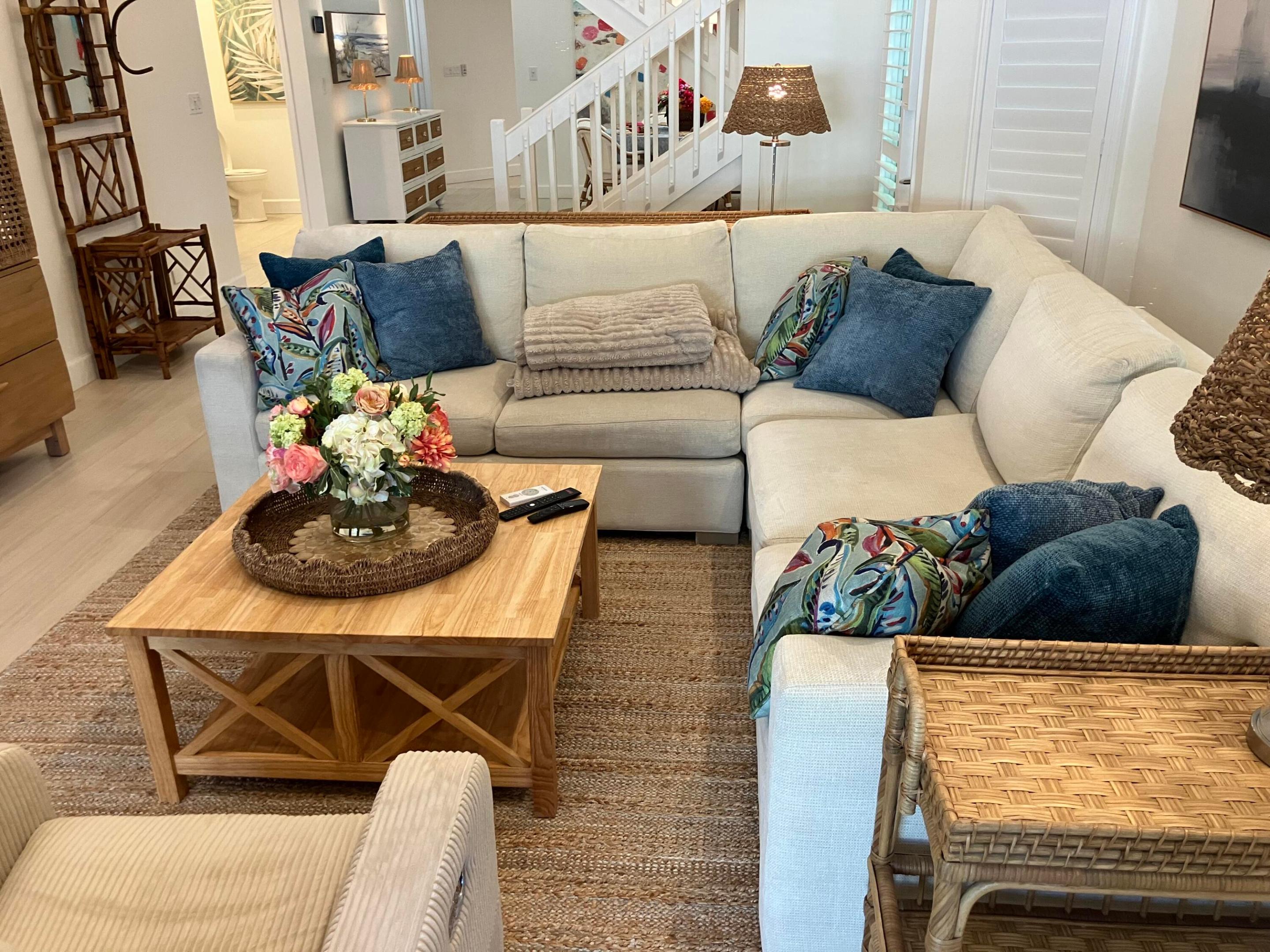 PELICAN HARBOR PH 4 - Residential Lease