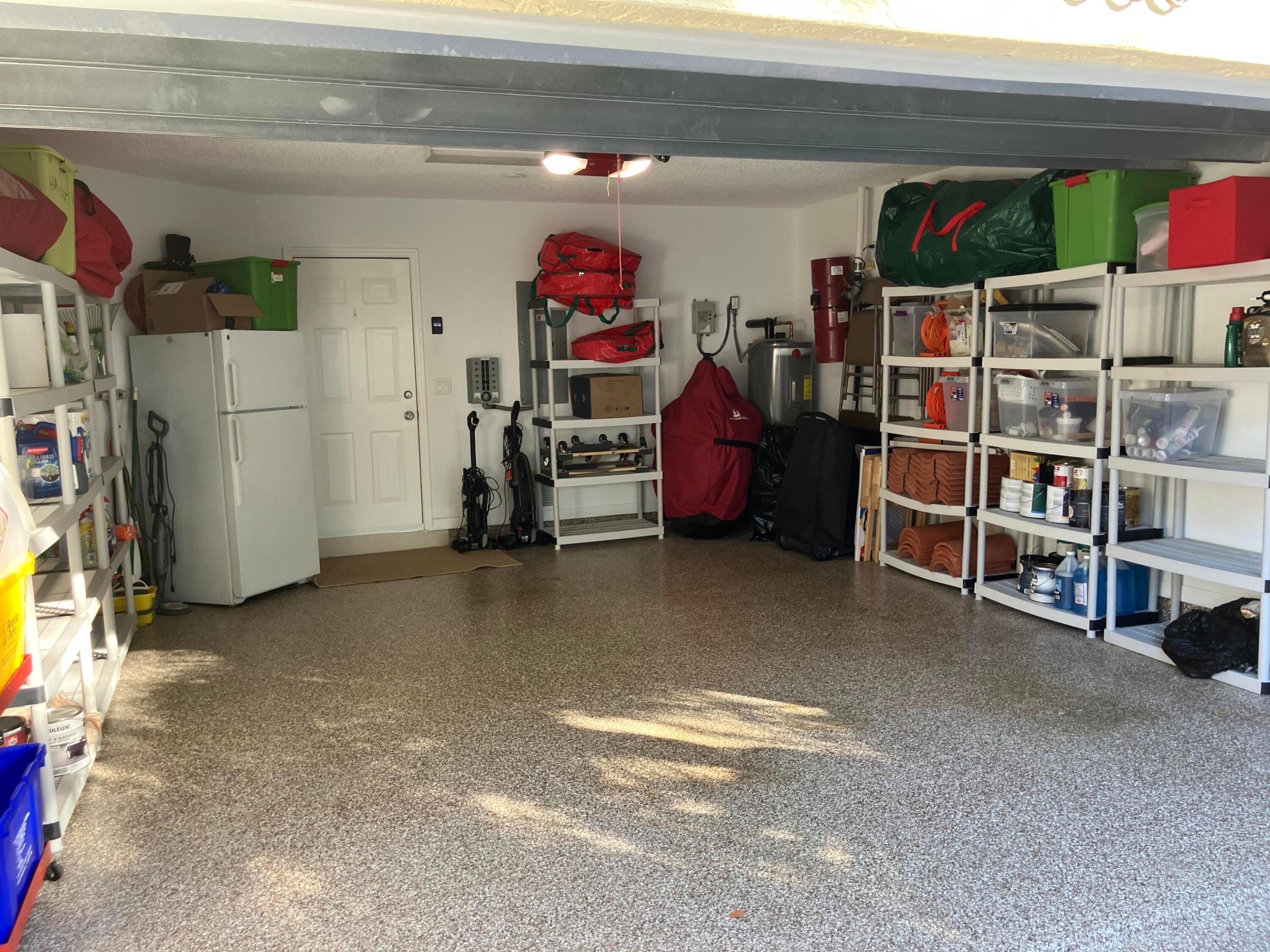 PELICAN HARBOR PH 4 - Residential Lease