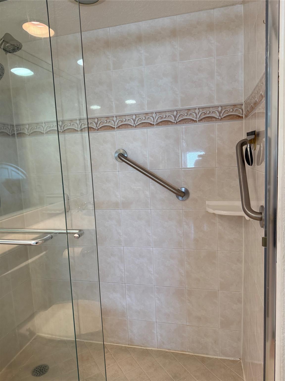 Pompano Beach Club North - Residential Lease