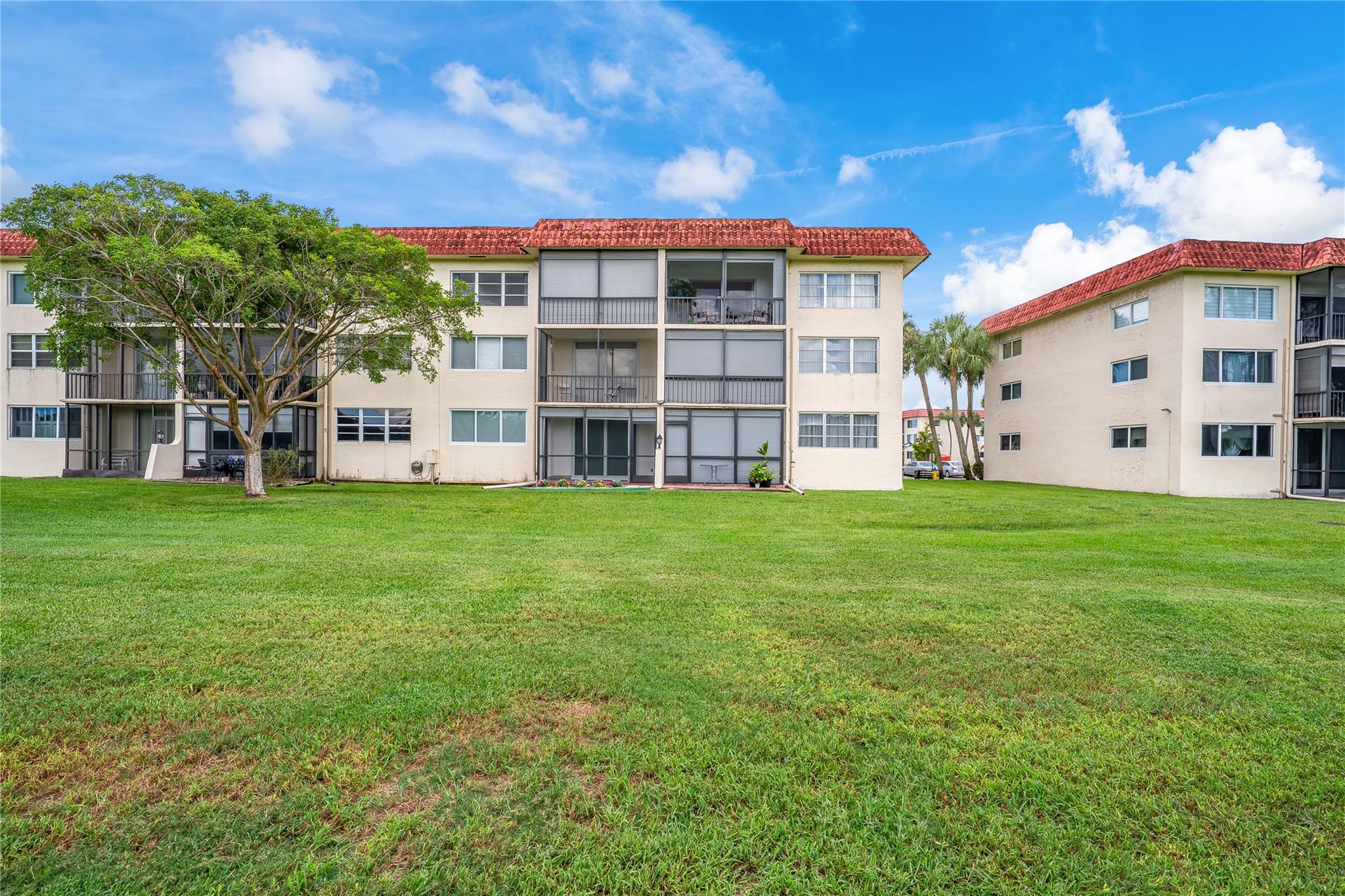 Hollybrook Golf & Tennis - Residential