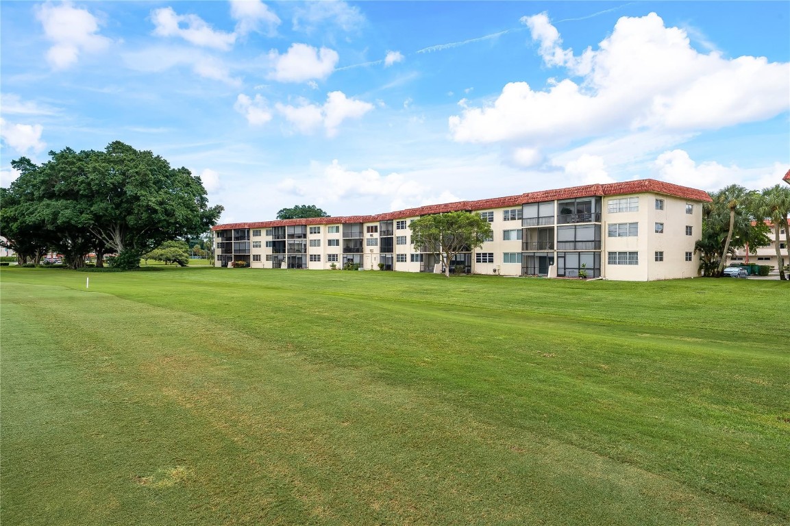 Hollybrook Golf & Tennis - Residential