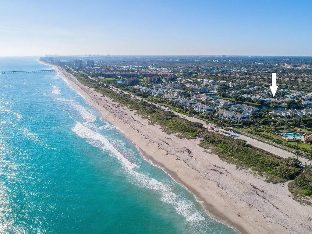 Photo of 2056 Windward Way, Jupiter, FL 33477 (MLS # R11077276)