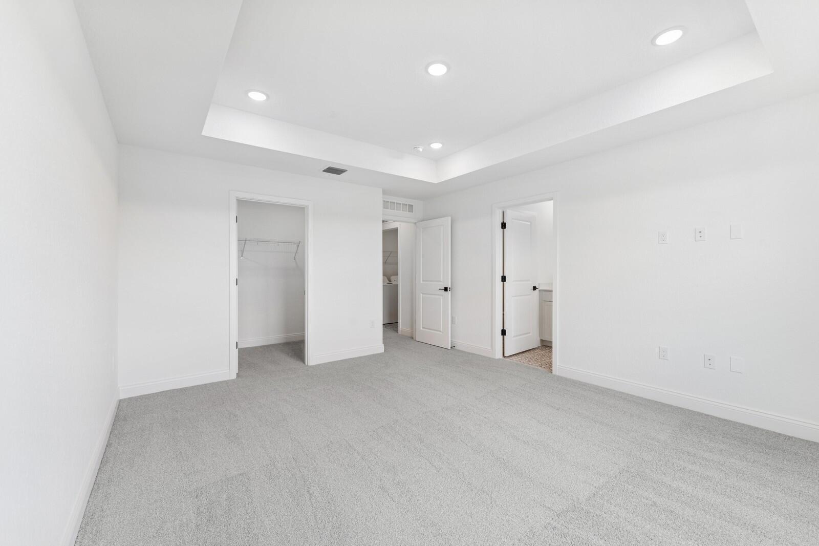 SALERNO RESERVE AT SHOWCA - Residential