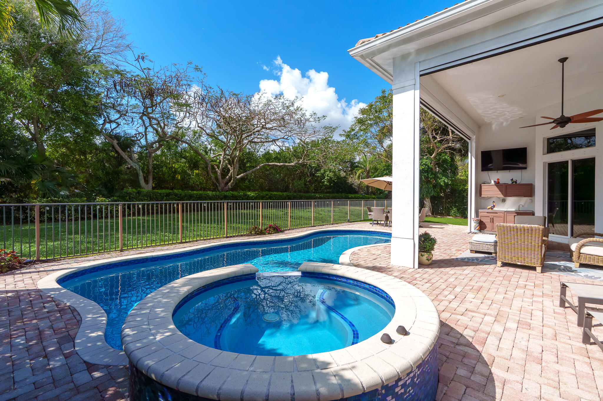 Mizner Country  Club - Residential