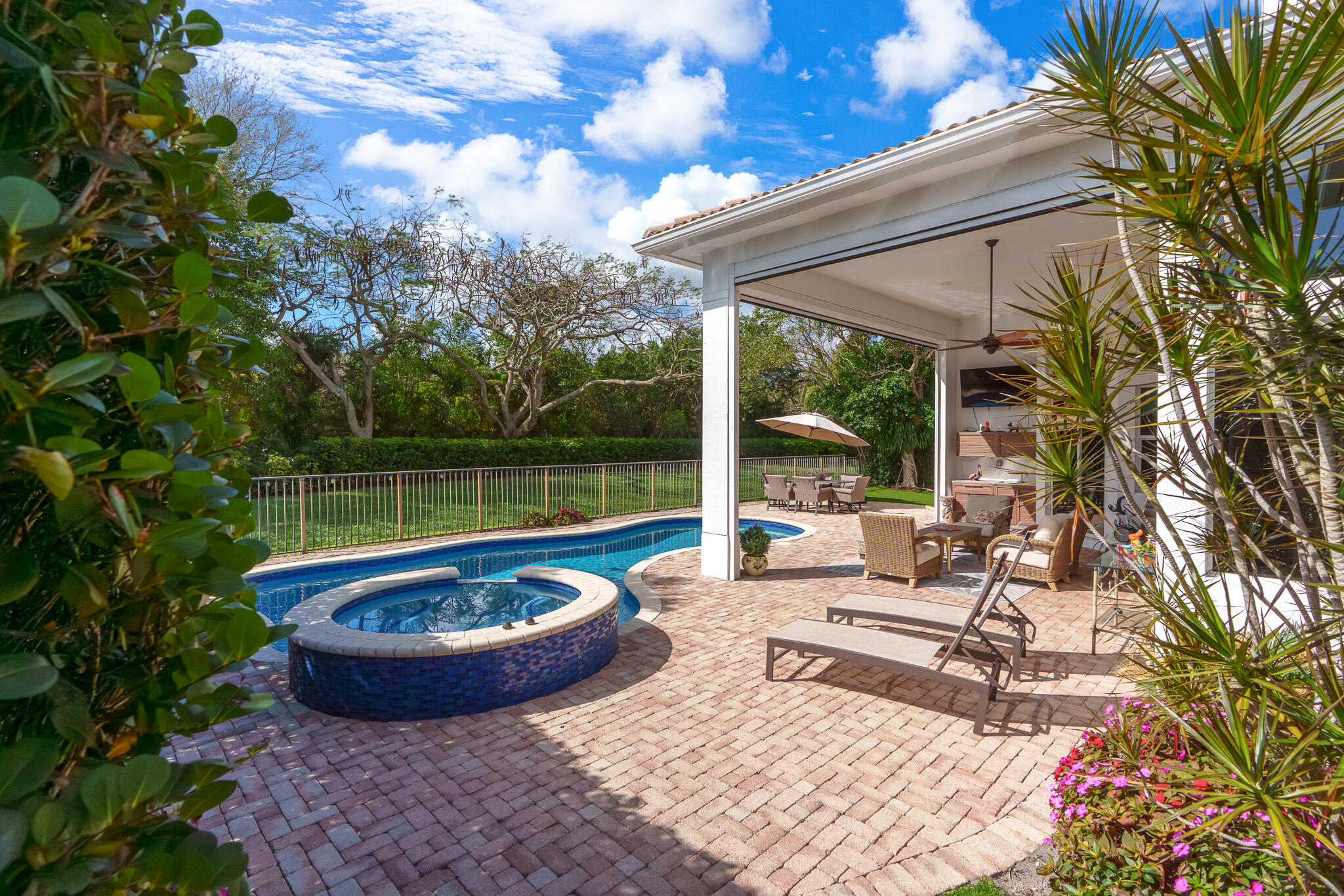 Mizner Country  Club - Residential