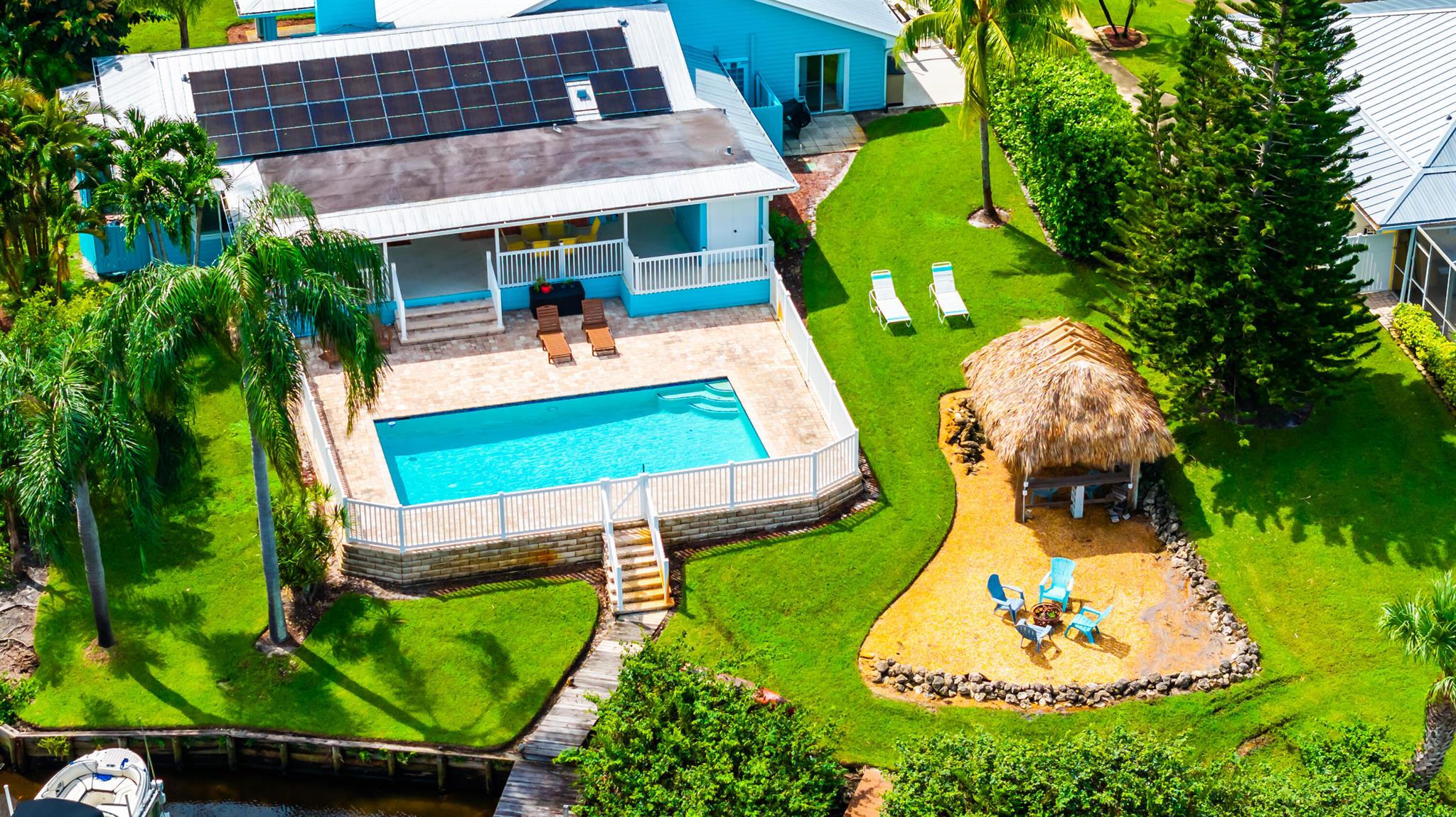 1121 SW Pine Tree Lane