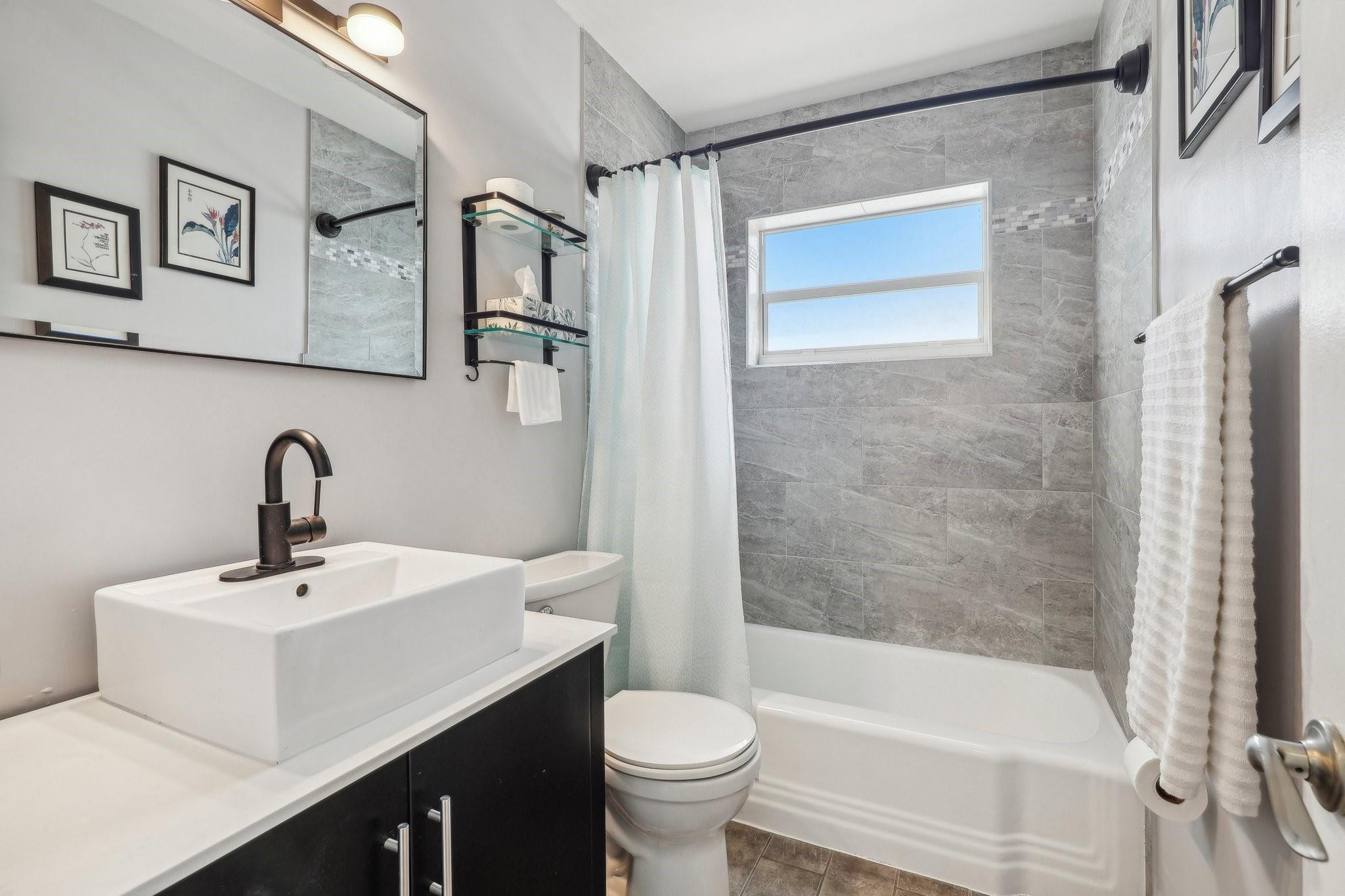 MAURERS HIGHPOINT FIRST ADD - Residential