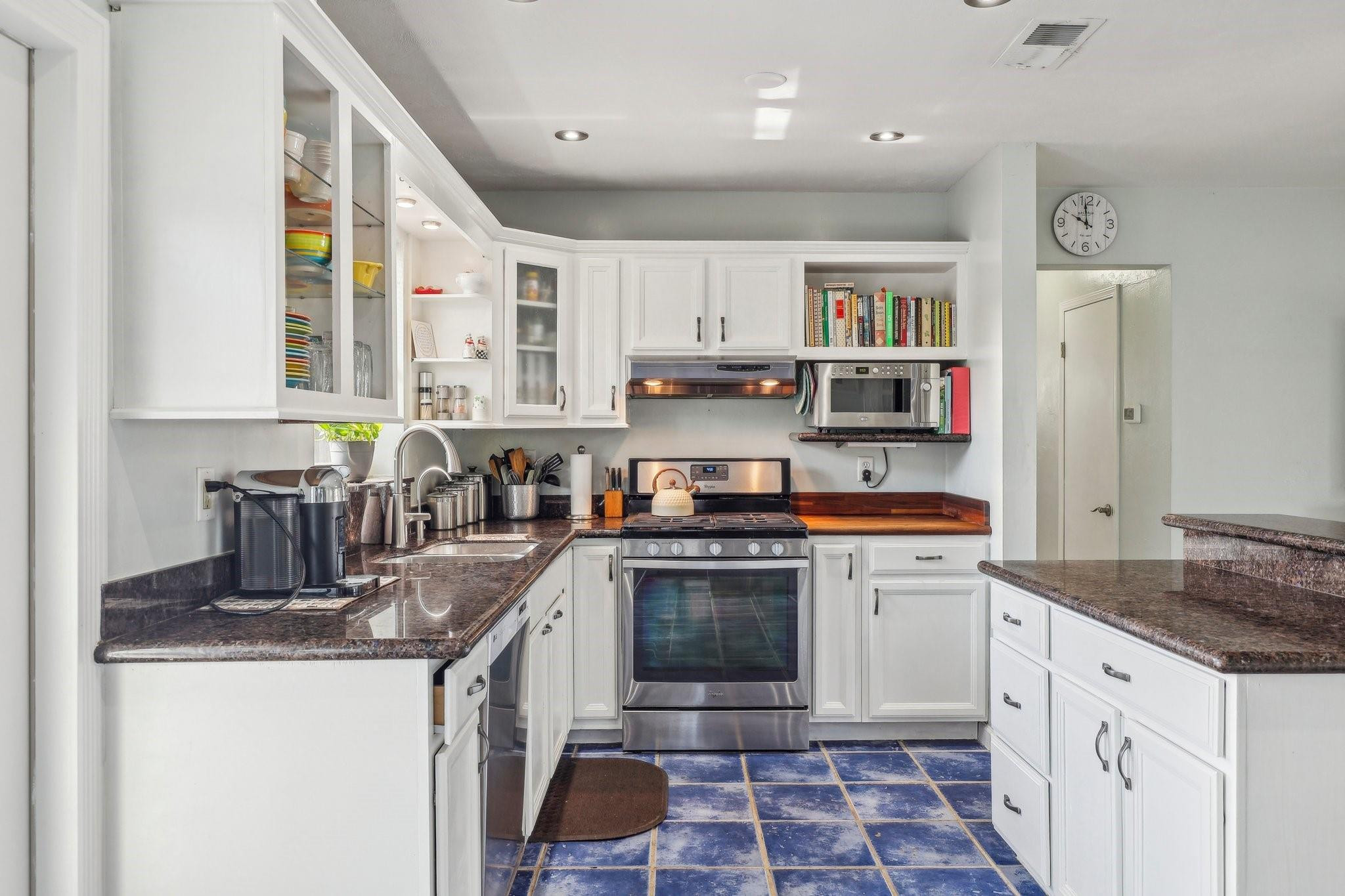 MAURERS HIGHPOINT FIRST ADD - Residential