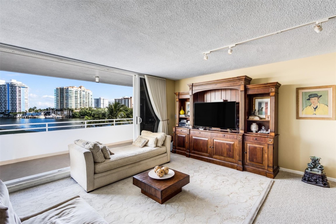 888 Intracoastal Drive 3D