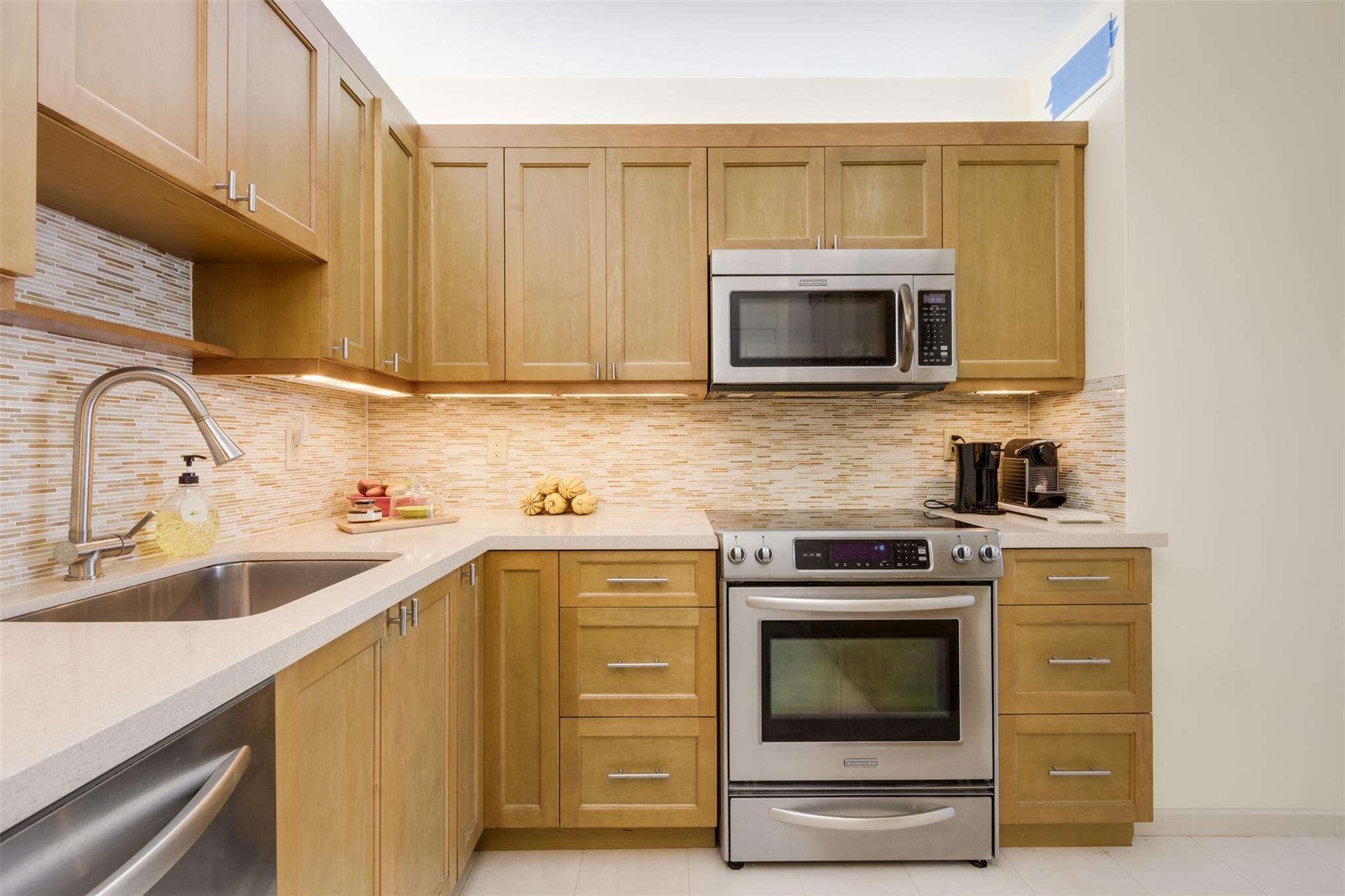 Sunrise Tower - Residential