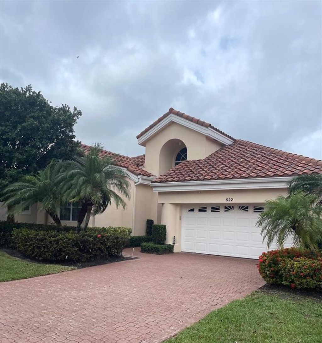 Photo of 522 Eagleton Cove Trace, Palm Beach Gardens, FL 33418 (MLS # R10880834)