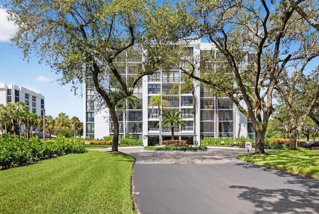 Photo of 7847 Lakeside Boulevard #1042, Boca Raton, FL 33434 (MLS # R11123234)