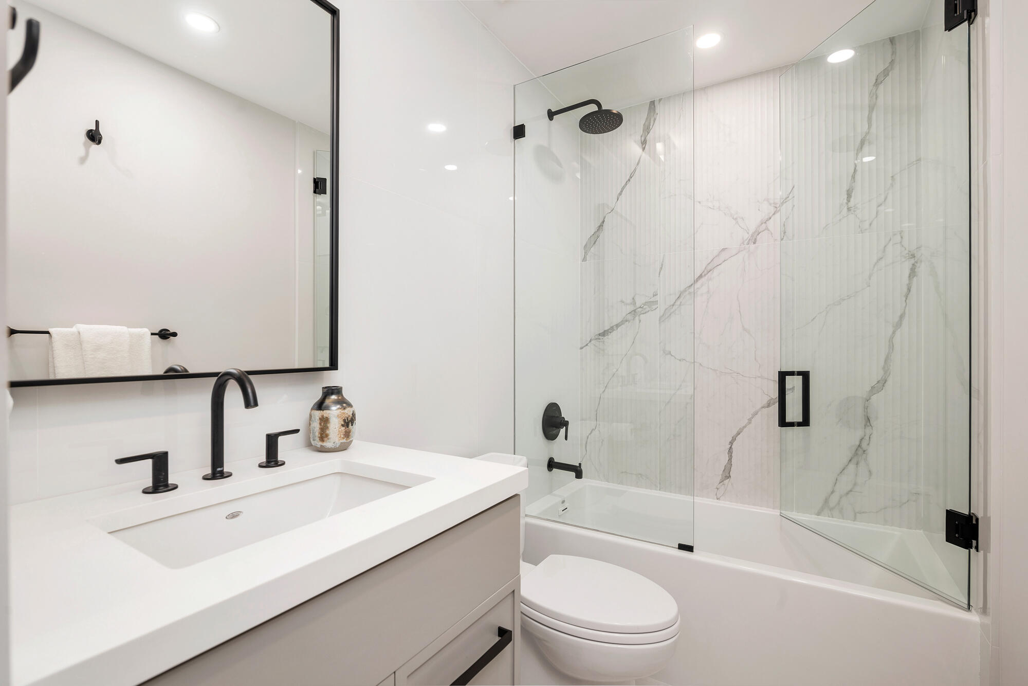 ALHAMBRA PARK PL IN - Residential