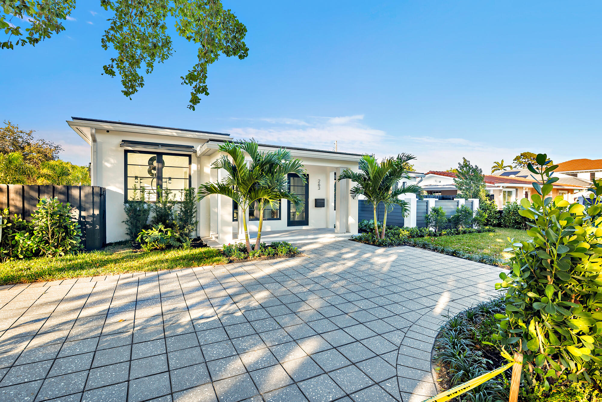 ALHAMBRA PARK PL IN - Residential