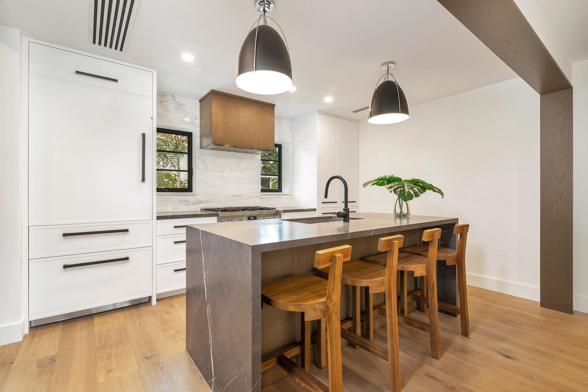 ALHAMBRA PARK PL IN - Residential