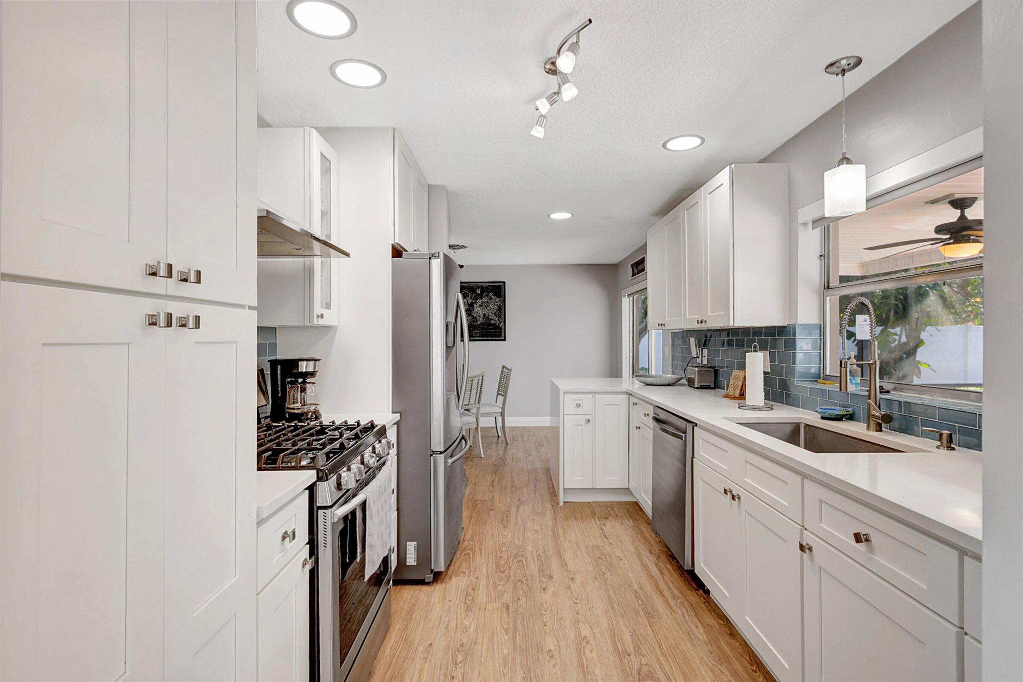 PALM BEACH GARDENS 6 - Residential