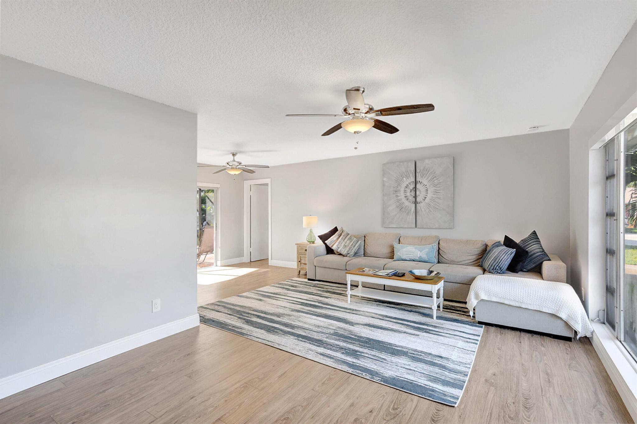 PALM BEACH GARDENS 6 - Residential