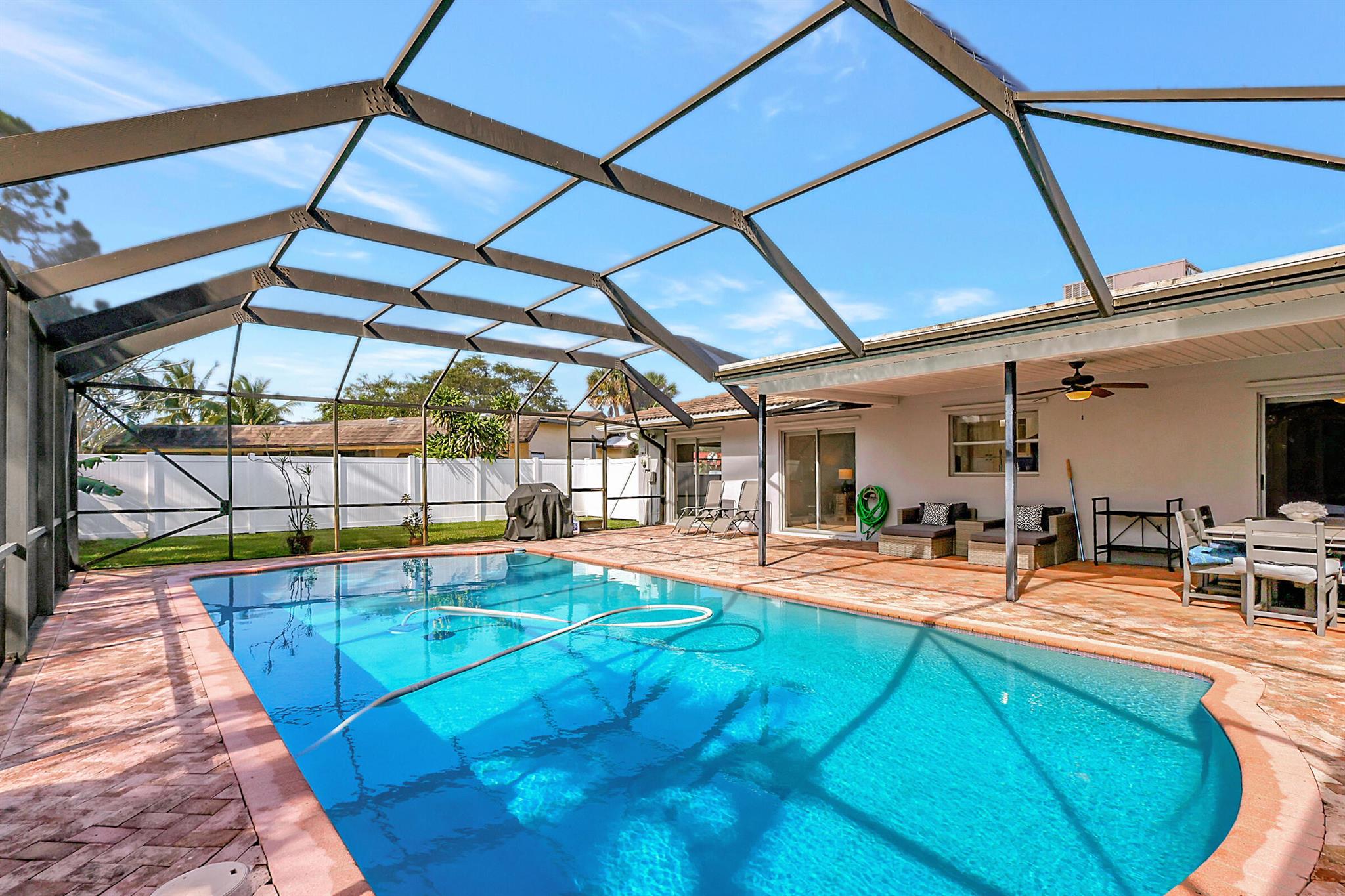 PALM BEACH GARDENS 6 - Residential