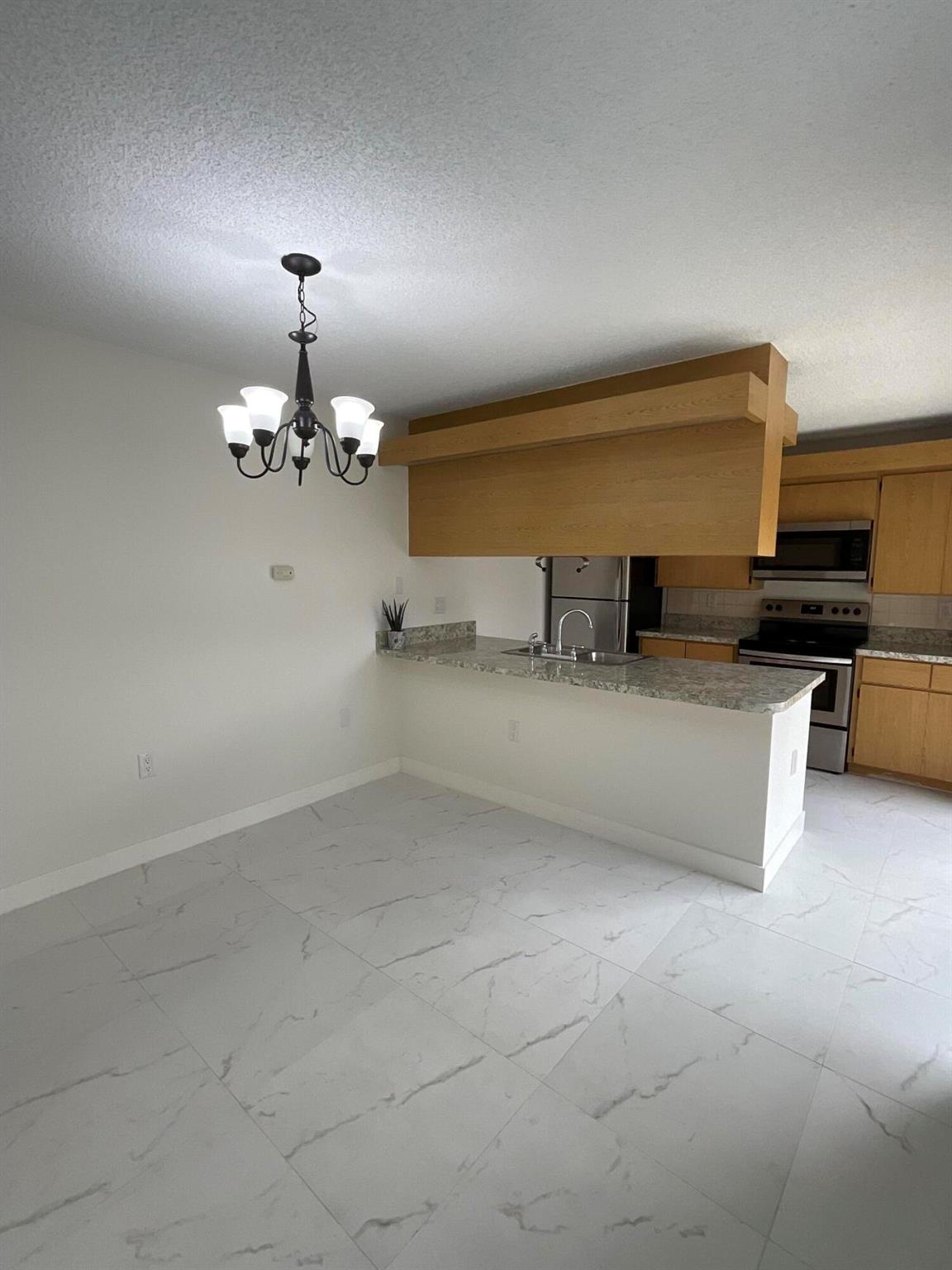 HERITAGE VILLAGE OF P B L - Residential Lease