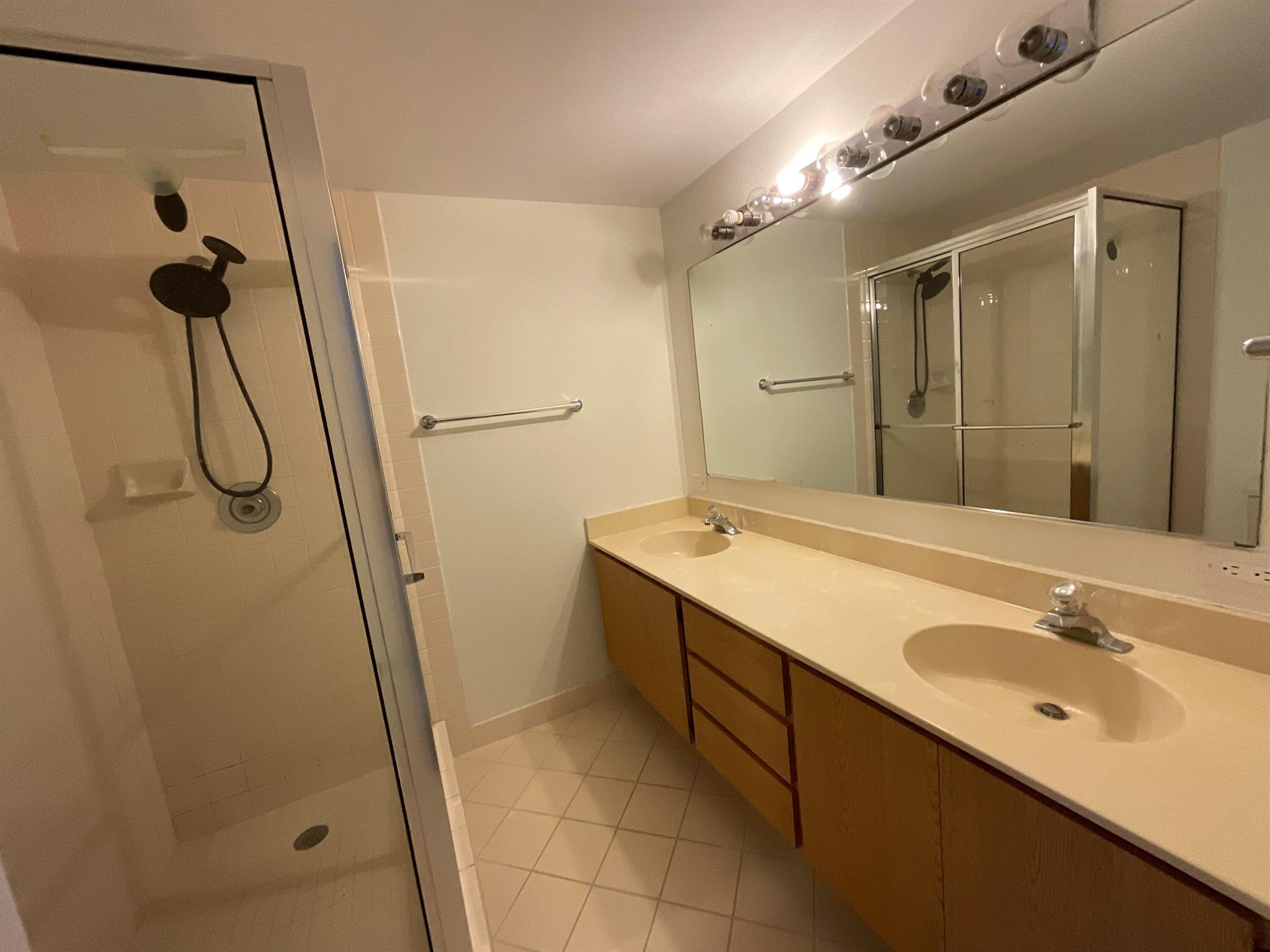 HERITAGE VILLAGE OF P B L - Residential Lease
