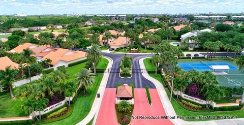 Tiny photo for 2624 Mohawk Circle, West Palm Beach, FL 33409 (MLS # B26090739)