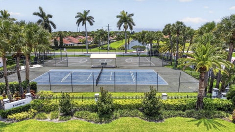 Tiny photo for 2624 Mohawk Circle, West Palm Beach, FL 33409 (MLS # B26090739)