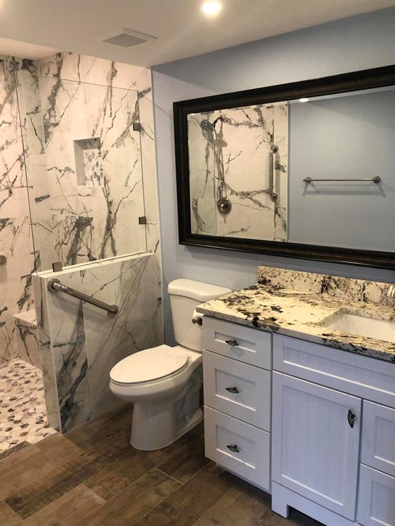 KINGS POINT FLANDERS CONDOS - Residential