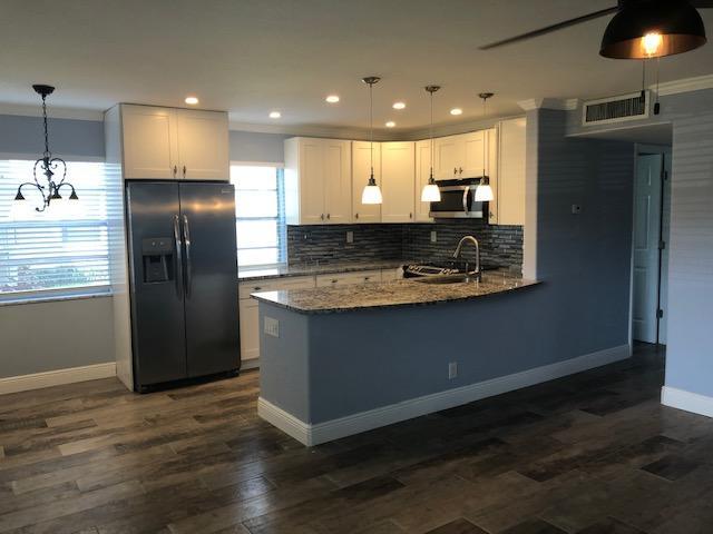 KINGS POINT FLANDERS CONDOS - Residential