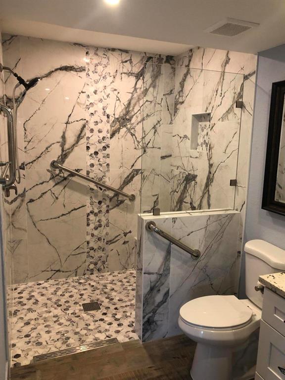 KINGS POINT FLANDERS CONDOS - Residential