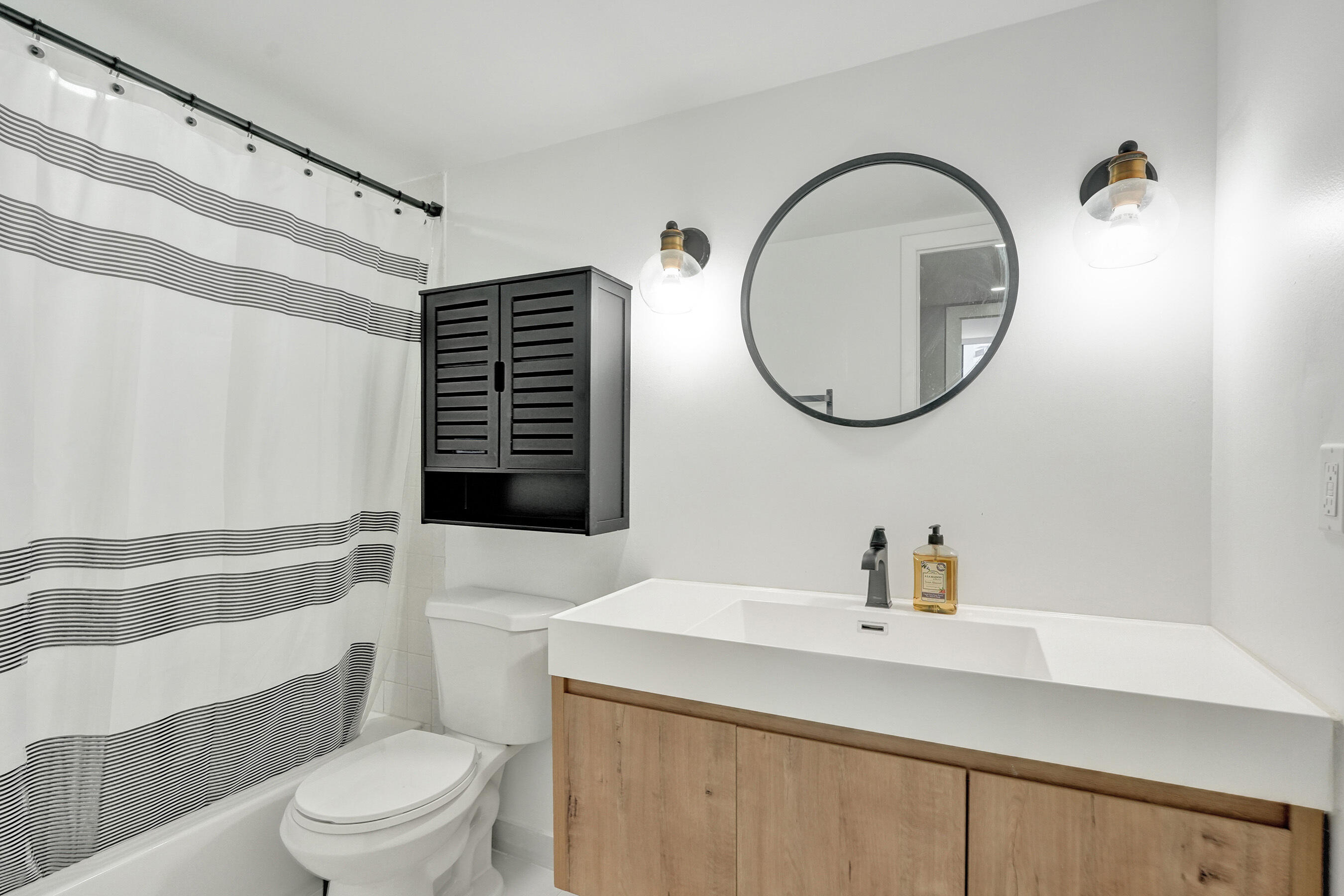 OLYMPUS CONDO PHASE - Residential