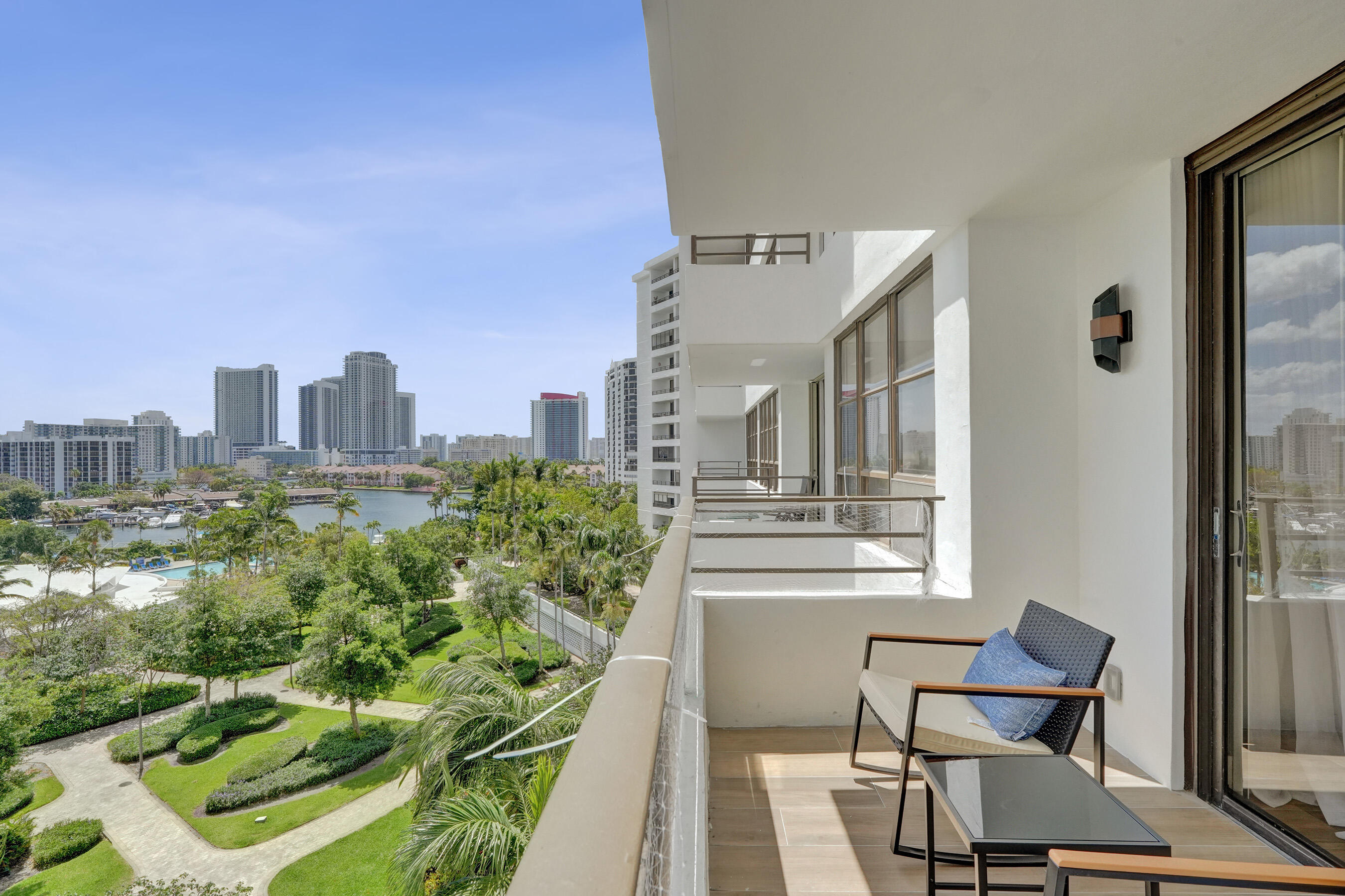 OLYMPUS CONDO PHASE - Residential