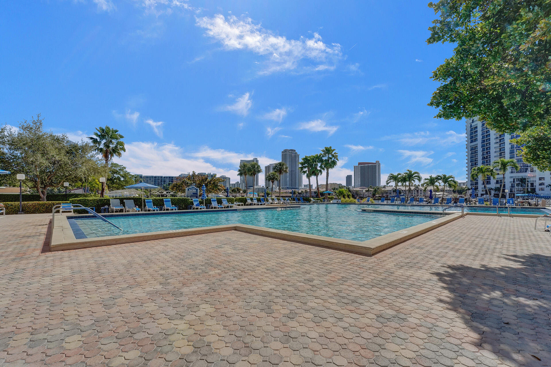 OLYMPUS CONDO PHASE - Residential
