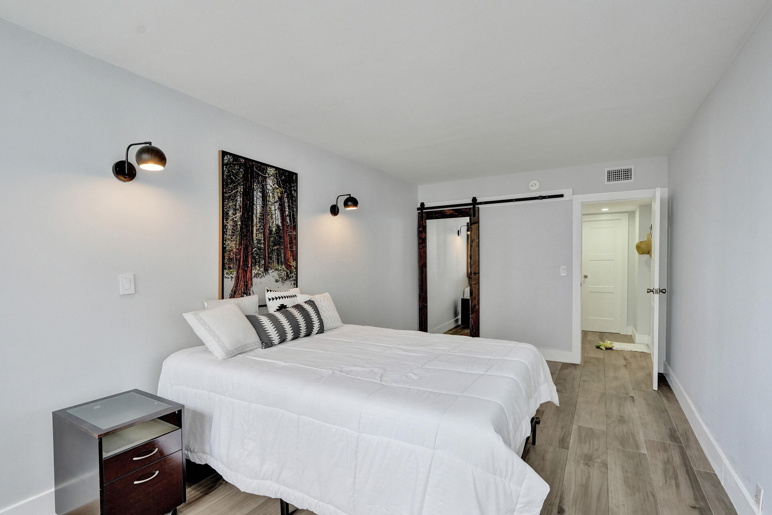 OLYMPUS CONDO PHASE - Residential