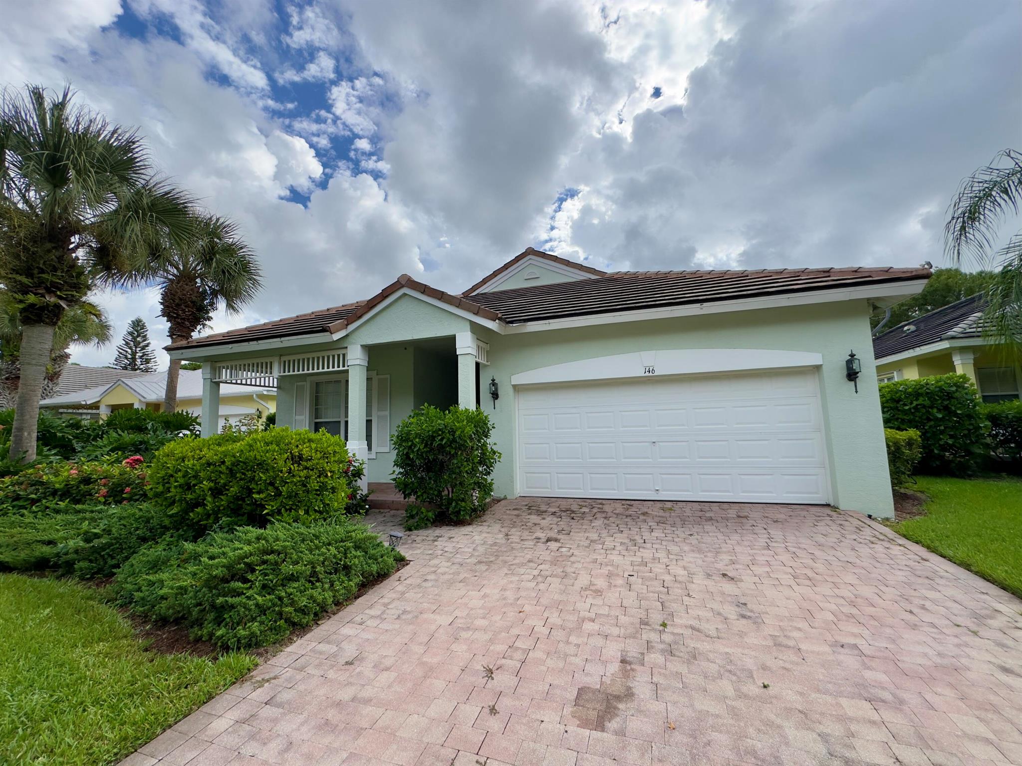 MAGNOLIA LAKES AT ST LUCI - Residential Lease