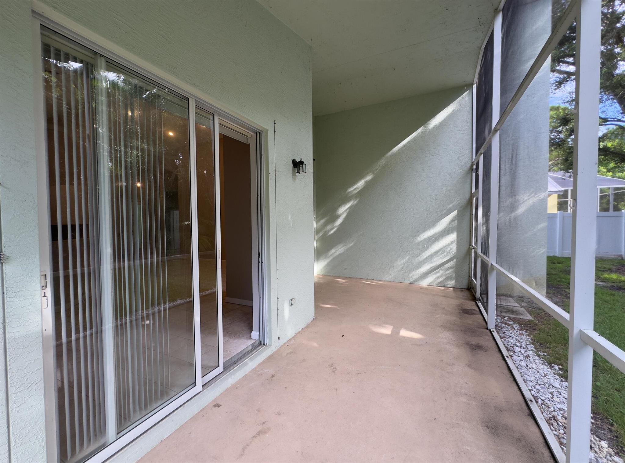 MAGNOLIA LAKES AT ST LUCI - Residential Lease