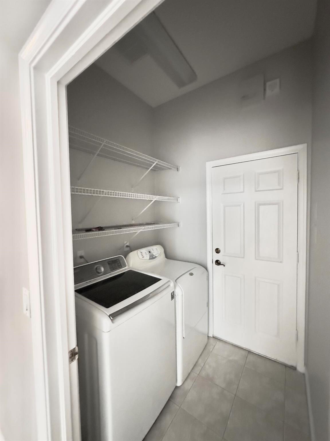 MAGNOLIA LAKES AT ST LUCI - Residential Lease