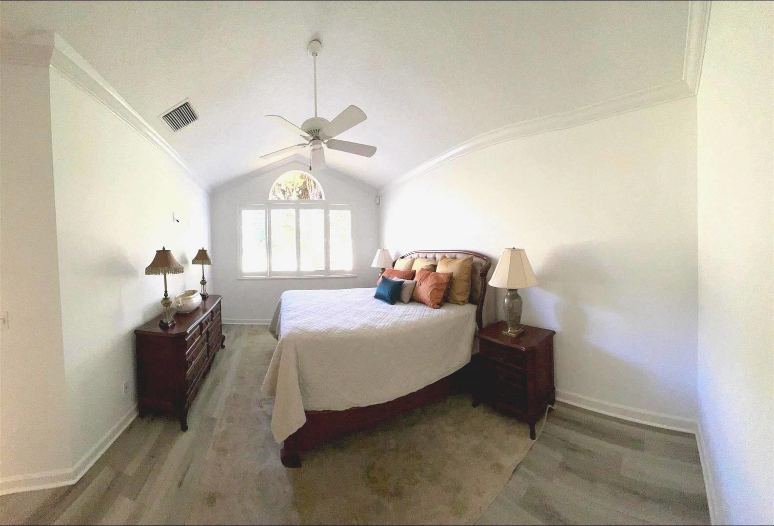 WILLOUGHBY GOLF CLUB - Residential