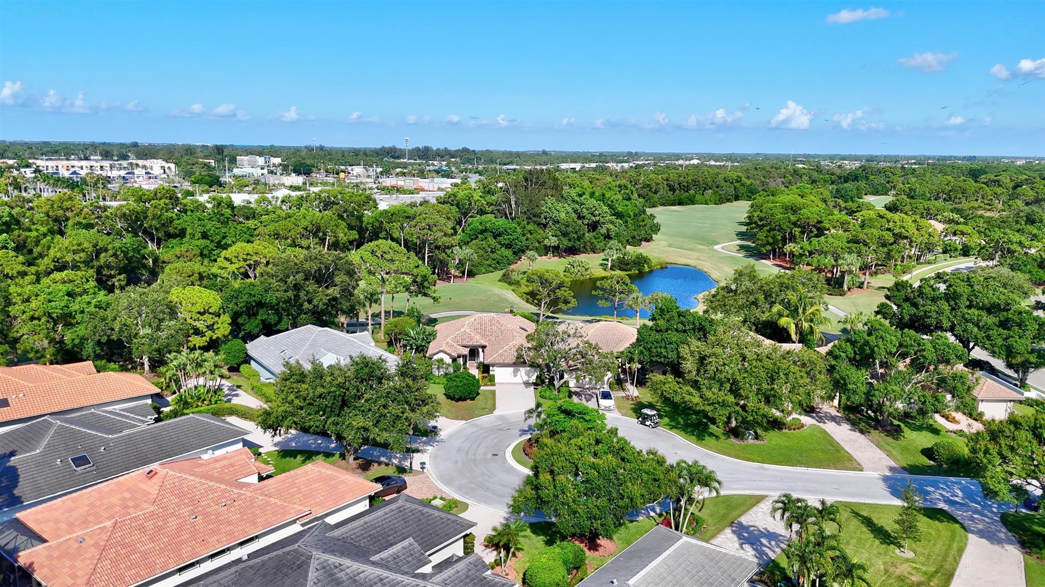 WILLOUGHBY GOLF CLUB - Residential