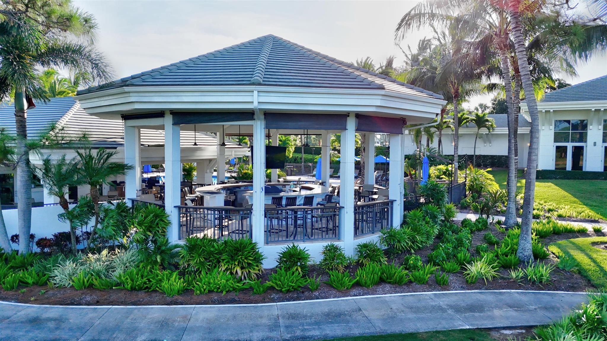 WILLOUGHBY GOLF CLUB - Residential