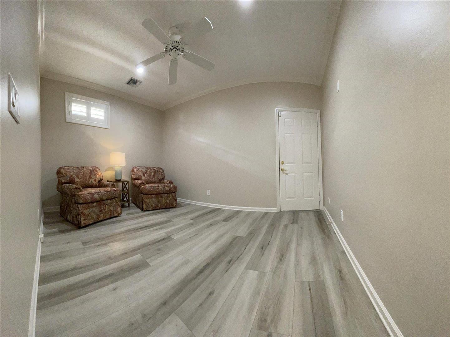 WILLOUGHBY GOLF CLUB - Residential